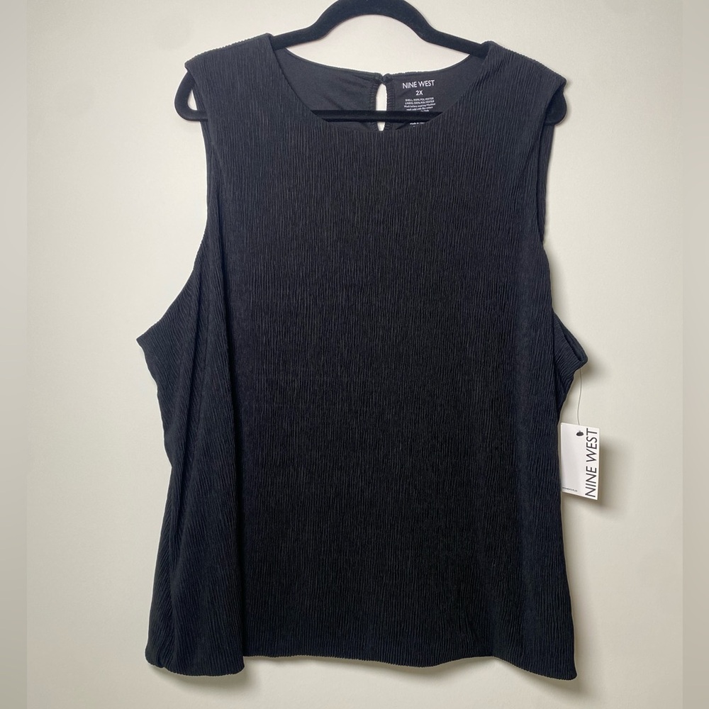 Nine West women's black textured sleeveless blouse size 2X career office casual